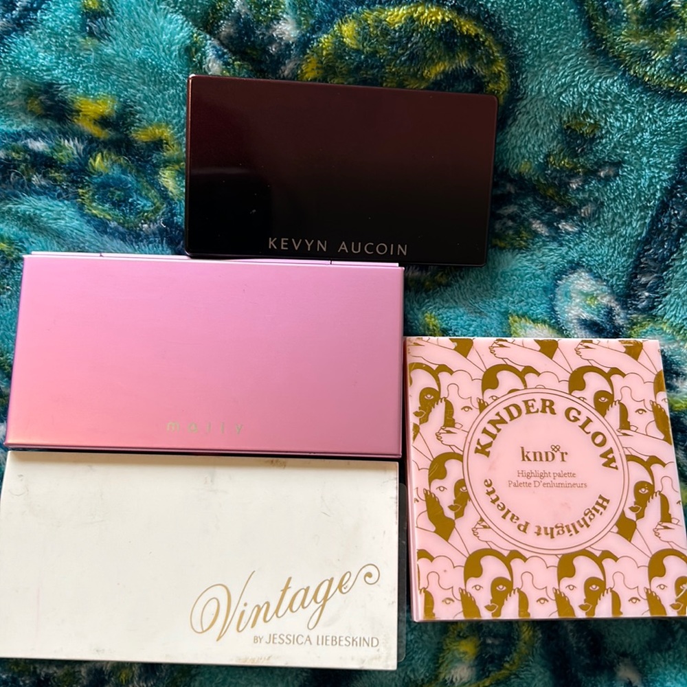 Highlighter Blush bundle: Kevyn Aucion/ mally/ Vintage/Kinder glow